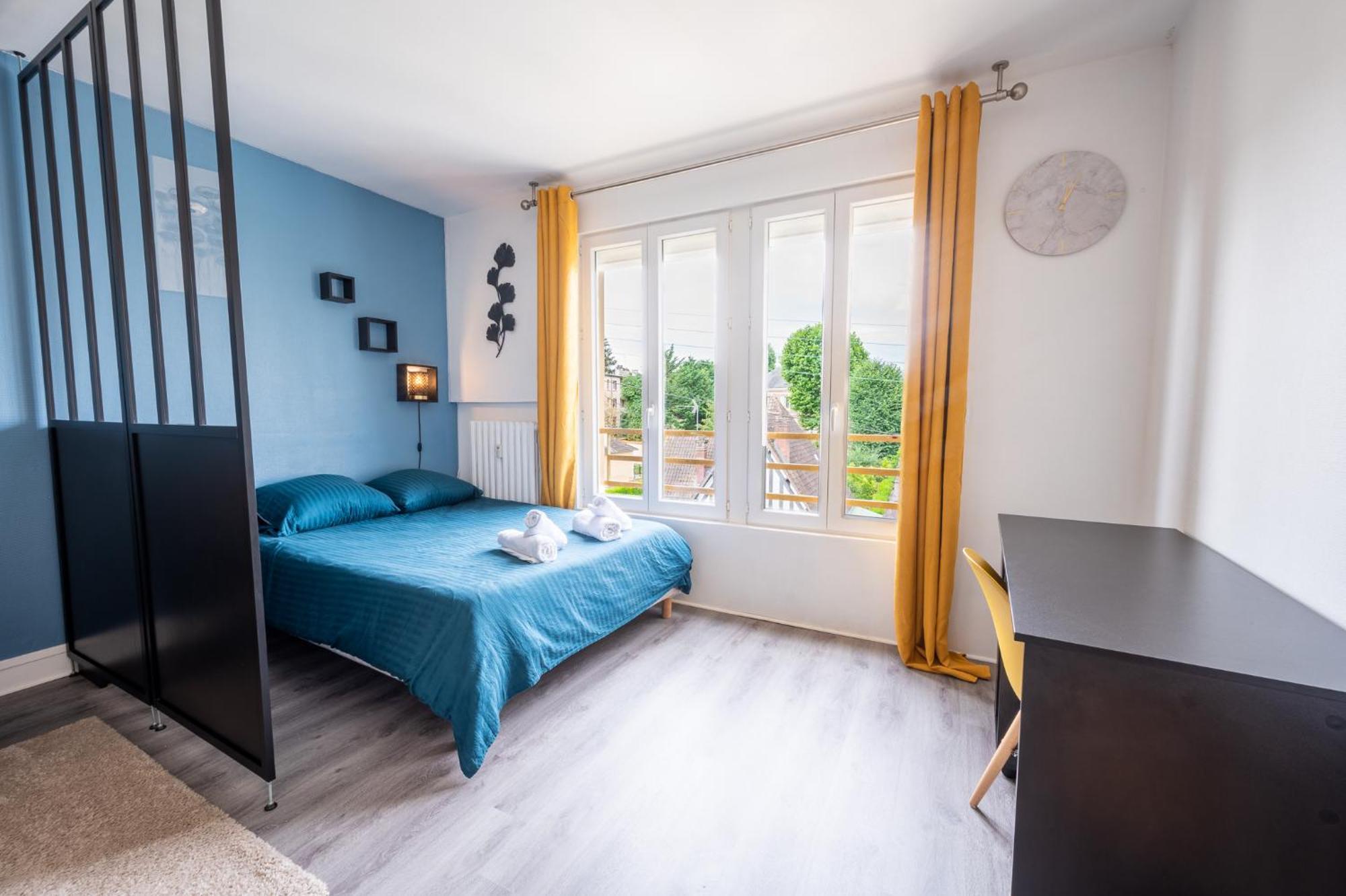 Le Studio Du Commandant Evreux Exterior photo